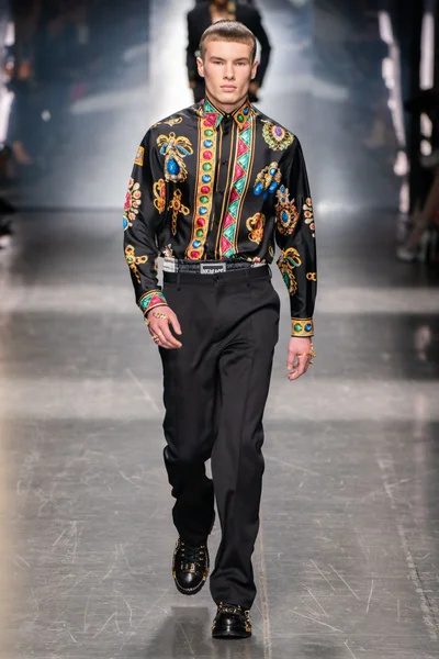 Look 51